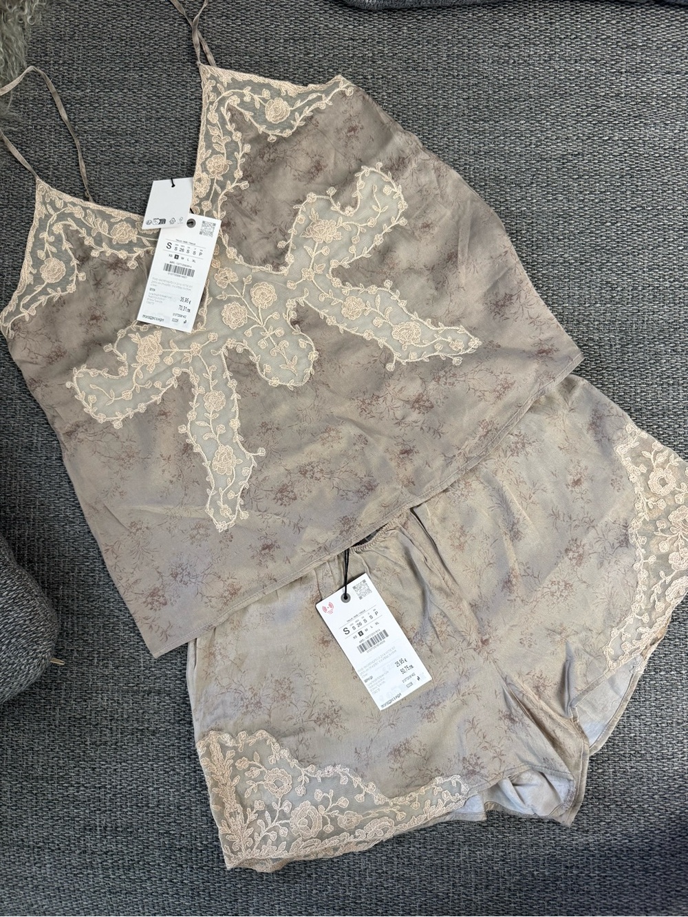 Zara Taupe Floral Lace-Trim Cami Top & Bottom Set